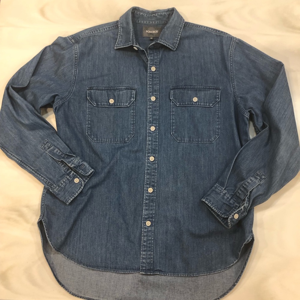 Men’s Bonobos denim shirt size medium.